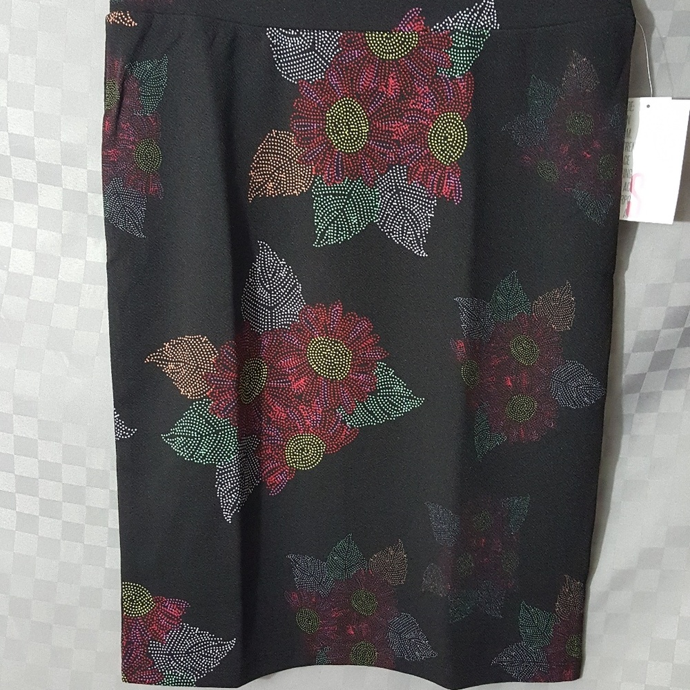 Small lularoe cassie pencil skirt